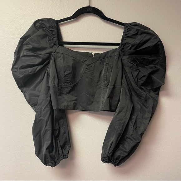 Puff sleeve long sleeve top - Picture 1 of 4